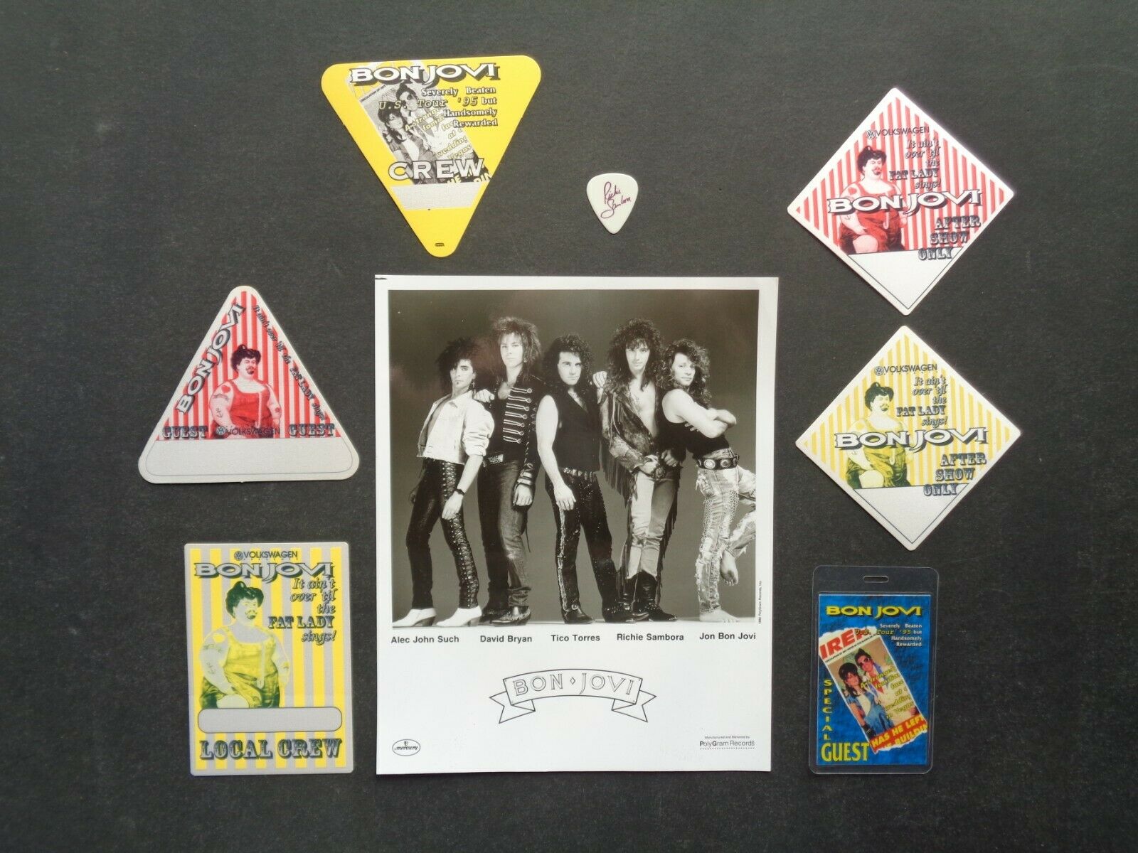 Bon Jovi,b/w Promo Photo,6 Original Backstage Passes,guitar Pick